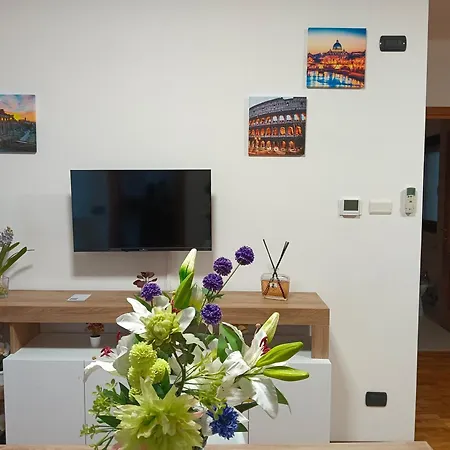 Minerva House - Airport And Fiera Apartment *